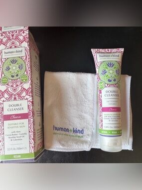 Human + Kind Double Cleanser-Suitable For Sensitive Skin W/ Free Cleansing Cloth